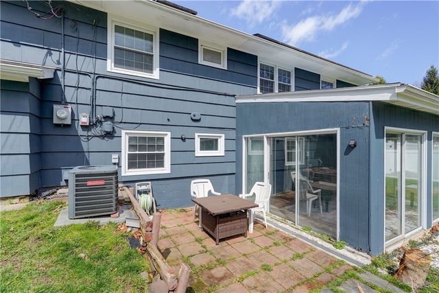 79 Ross Brook Drive, Penfield, NY 14625