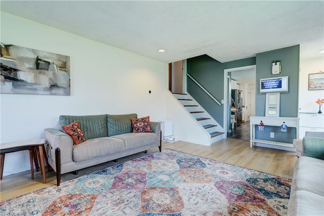 79 Ross Brook Drive, Penfield, NY 14625