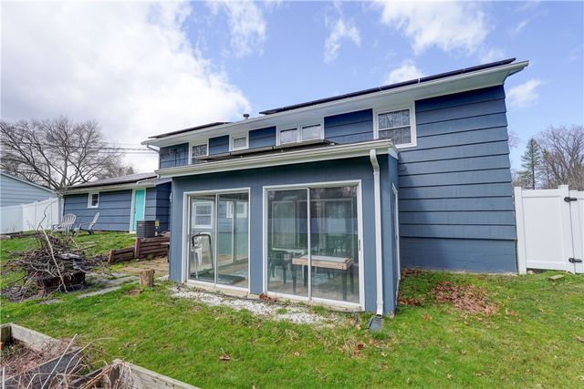 79 Ross Brook Drive, Penfield, NY 14625