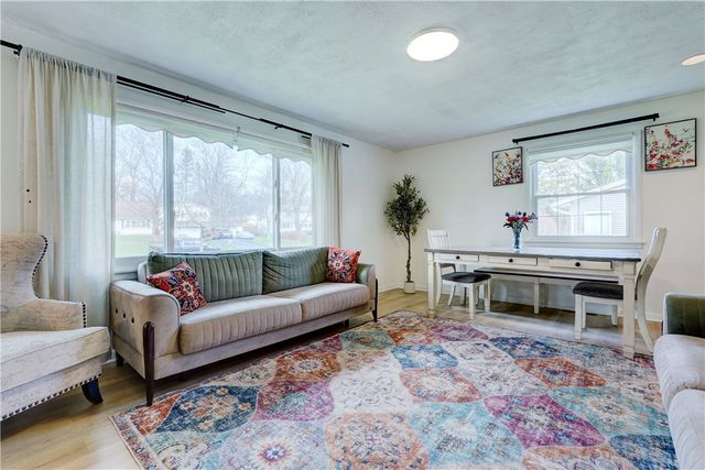 79 Ross Brook Drive, Penfield, NY 14625