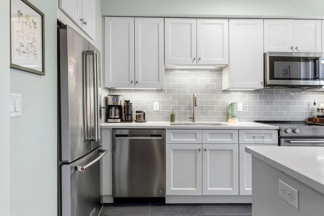 32 Union Park 3, Boston, MA 02118