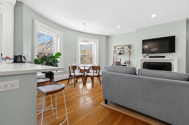 32 Union Park 3, Boston, MA 02118