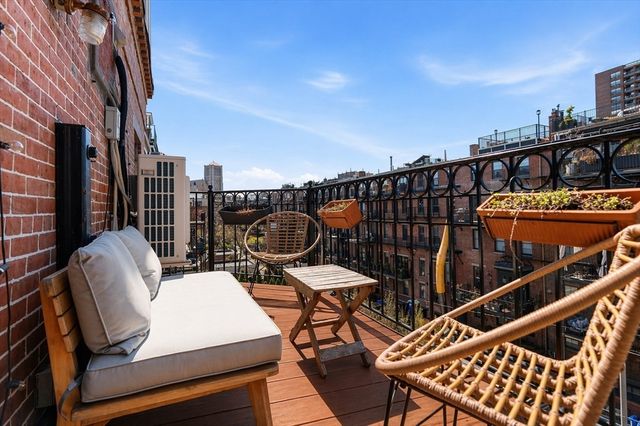 32 Union Park 3, Boston, MA 02118