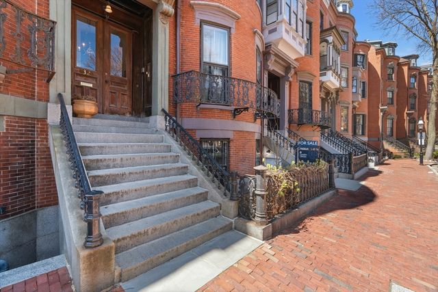 32 Union Park 3, Boston, MA 02118