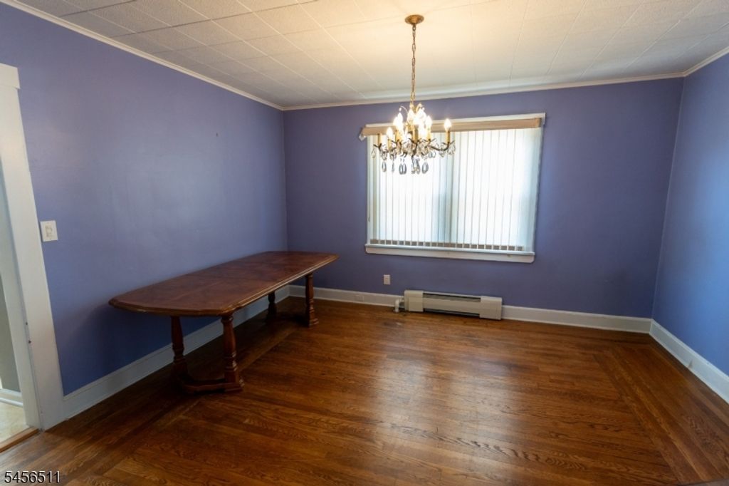 30 Carnation St, Bergenfield Boro, NJ 07621 — photo 4