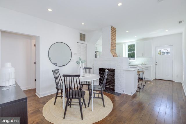 2001 GALES ST NE, Washington, DC 20002