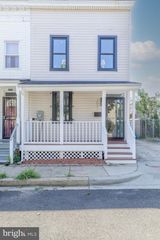 2001 GALES ST NE, Washington, DC 20002