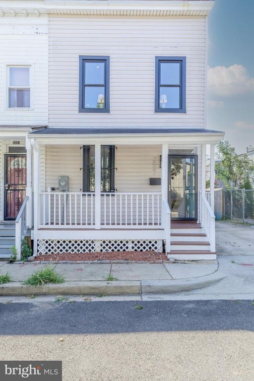 2001 GALES ST NE, Washington, DC 20002