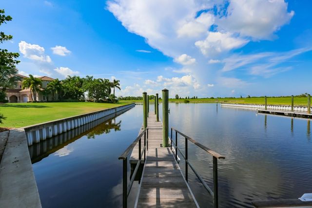 5229 BRIGHTON SHORE DRIVE, Apollo Beach, FL 33572