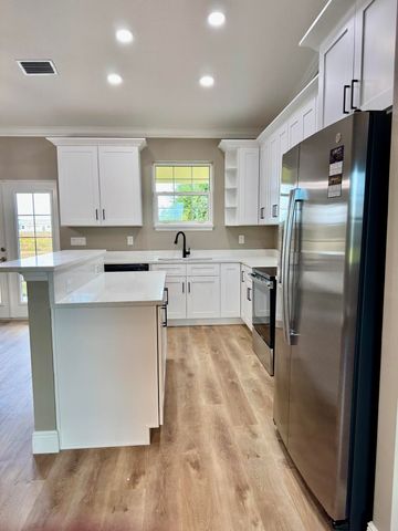 5007 SE 42nd Street, Okeechobee, FL 34974