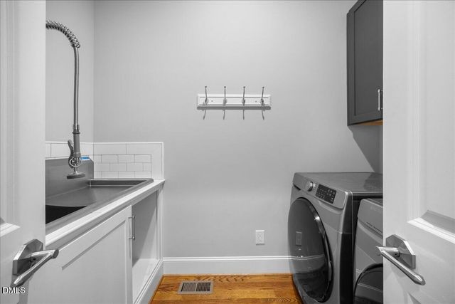 5801 Bramblewood Drive, Raleigh, NC 27612