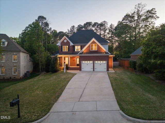 5801 Bramblewood Drive, Raleigh, NC 27612