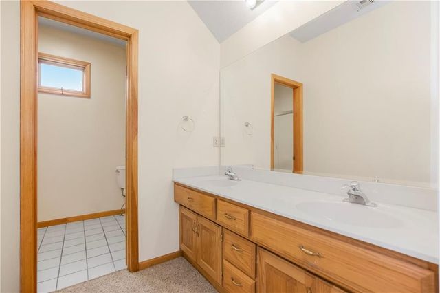 5335 Halsey Street, Shawnee, KS 66216