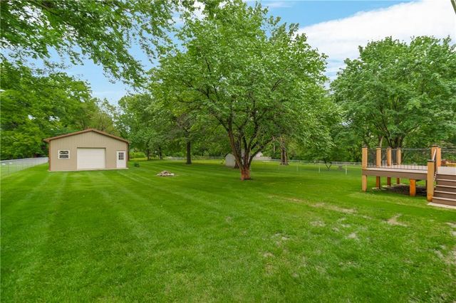 5335 Halsey Street, Shawnee, KS 66216
