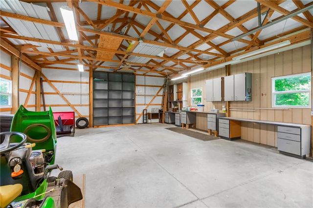 5335 Halsey Street, Shawnee, KS 66216