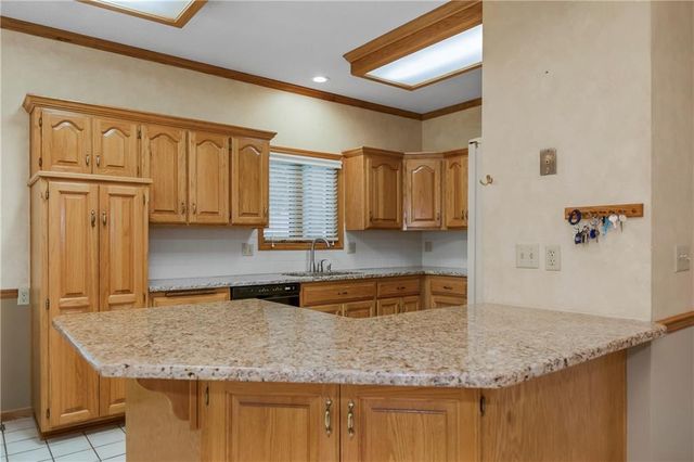 5335 Halsey Street, Shawnee, KS 66216