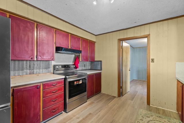 1699 County Road 3240, Mt Pleasant, TX 75455