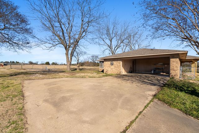 1699 County Road 3240, Mt Pleasant, TX 75455