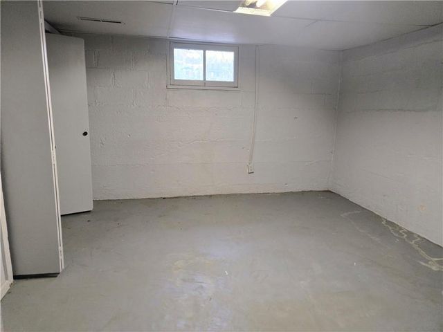 4073 Parkview Drive, Frontenac, KS 66763