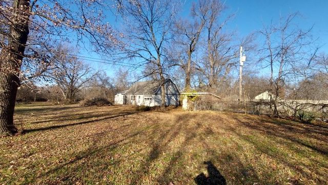 4073 Parkview Drive, Frontenac, KS 66763