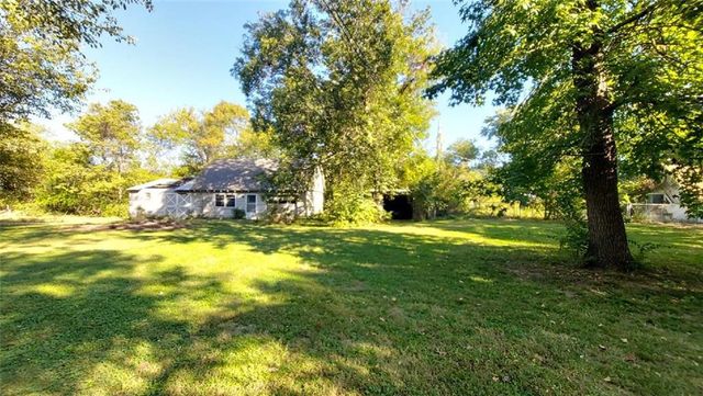 4073 Parkview Drive, Frontenac, KS 66763
