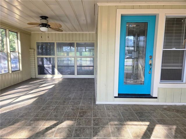 4073 Parkview Drive, Frontenac, KS 66763