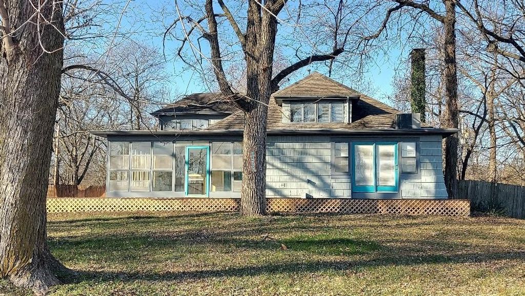 4073 Parkview Drive, Frontenac, KS 66763