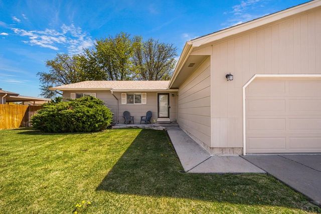 150 Regency Blvd, Pueblo, CO 81005