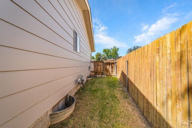 150 Regency Blvd, Pueblo, CO 81005