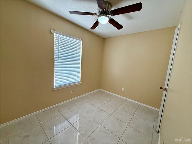 810 W Falcon Avenue, Pharr, TX 78577