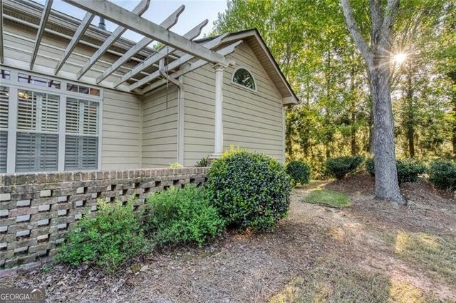 540 Mount Park Drive 8, Powder Springs, GA 30127