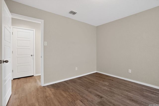 7504 Twin Pine Ct, Converse, TX 78109