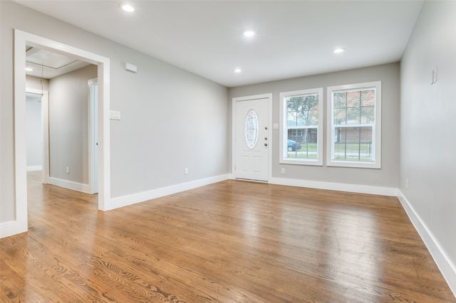 1811 Canelo Drive, Dallas, TX 75232