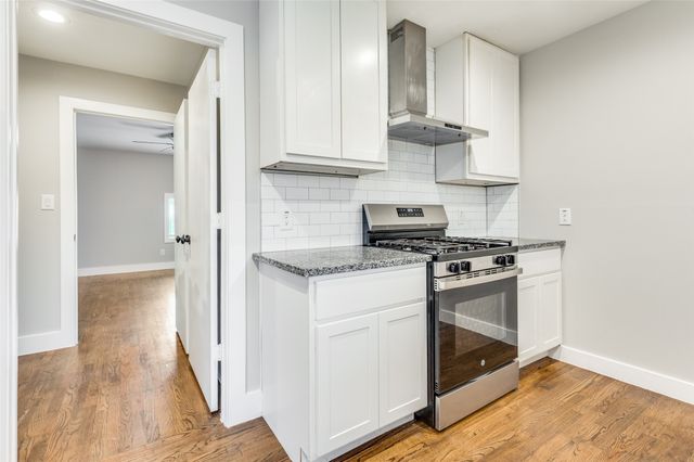 1811 Canelo Drive, Dallas, TX 75232