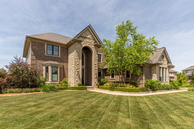 2376 Westbrooke Circle S, Ann Arbor Twp, MI 48105