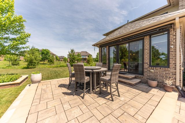 2376 Westbrooke Circle S, Ann Arbor Twp, MI 48105