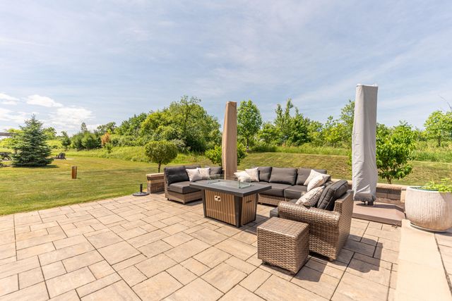 2376 Westbrooke Circle S, Ann Arbor Twp, MI 48105