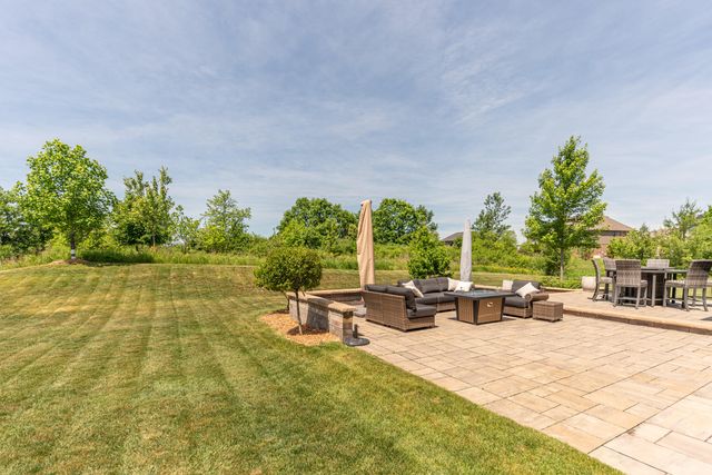 2376 Westbrooke Circle S, Ann Arbor Twp, MI 48105