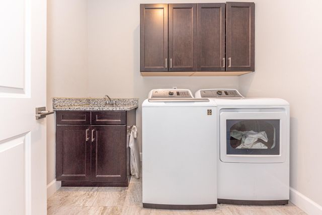 2376 Westbrooke Circle S, Ann Arbor Twp, MI 48105