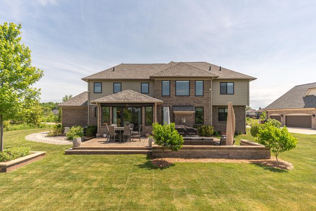 2376 Westbrooke Circle S, Ann Arbor Twp, MI 48105