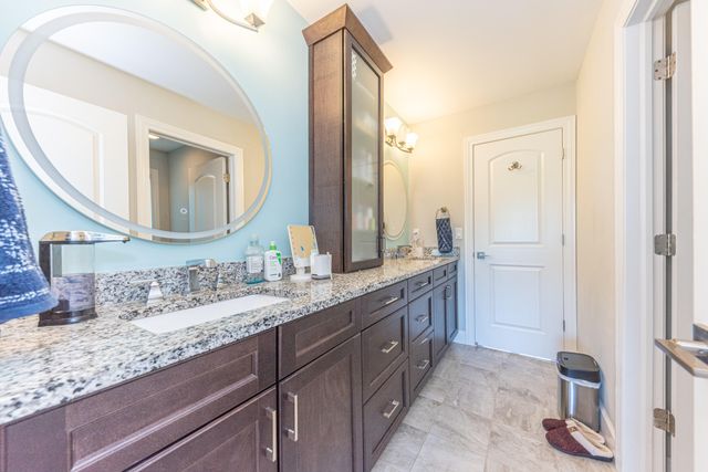 2376 Westbrooke Circle S, Ann Arbor Twp, MI 48105