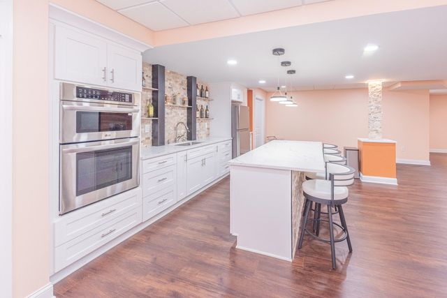 2376 Westbrooke Circle S, Ann Arbor Twp, MI 48105
