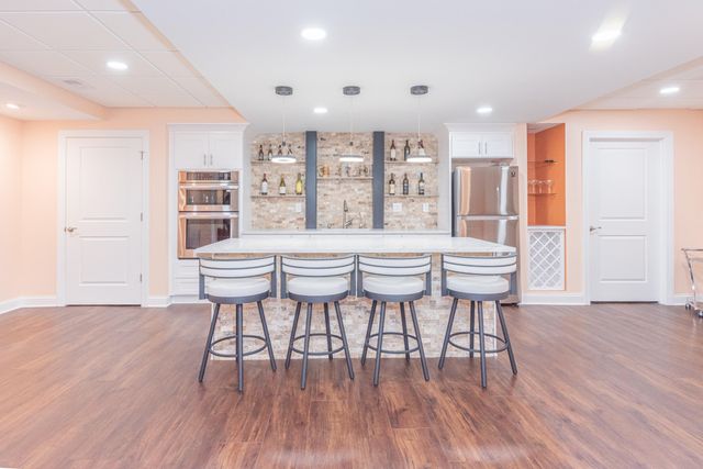 2376 Westbrooke Circle S, Ann Arbor Twp, MI 48105