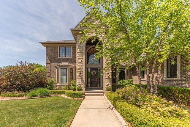 2376 Westbrooke Circle S, Ann Arbor Twp, MI 48105