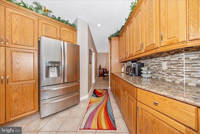 8971 LIGHT ST, Williamsport, MD 21795