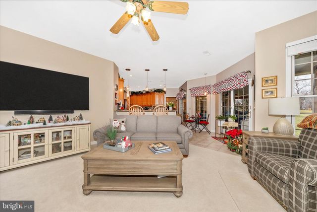 8971 LIGHT ST, Williamsport, MD 21795