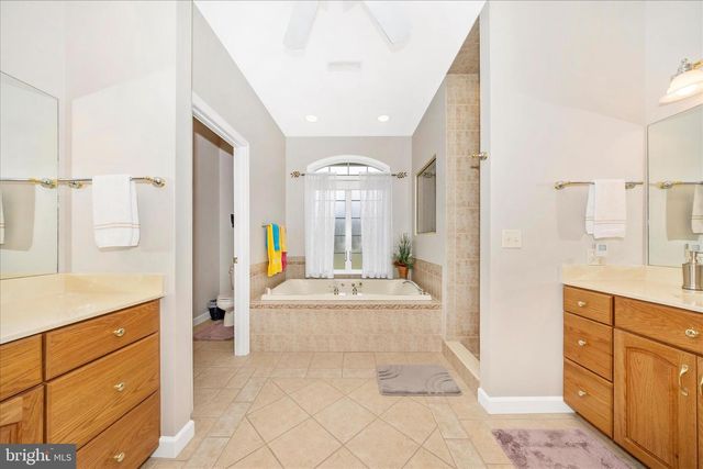 8971 LIGHT ST, Williamsport, MD 21795