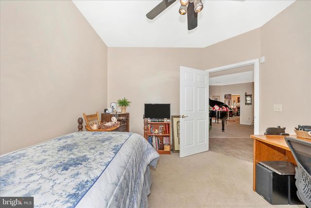 8971 LIGHT ST, Williamsport, MD 21795