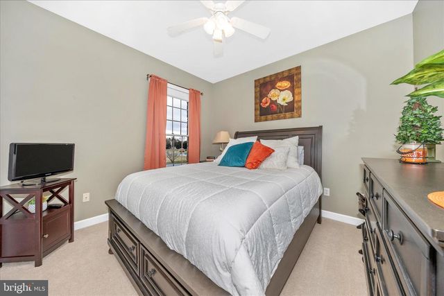 8971 LIGHT ST, Williamsport, MD 21795