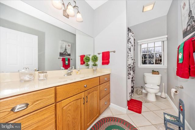 8971 LIGHT ST, Williamsport, MD 21795